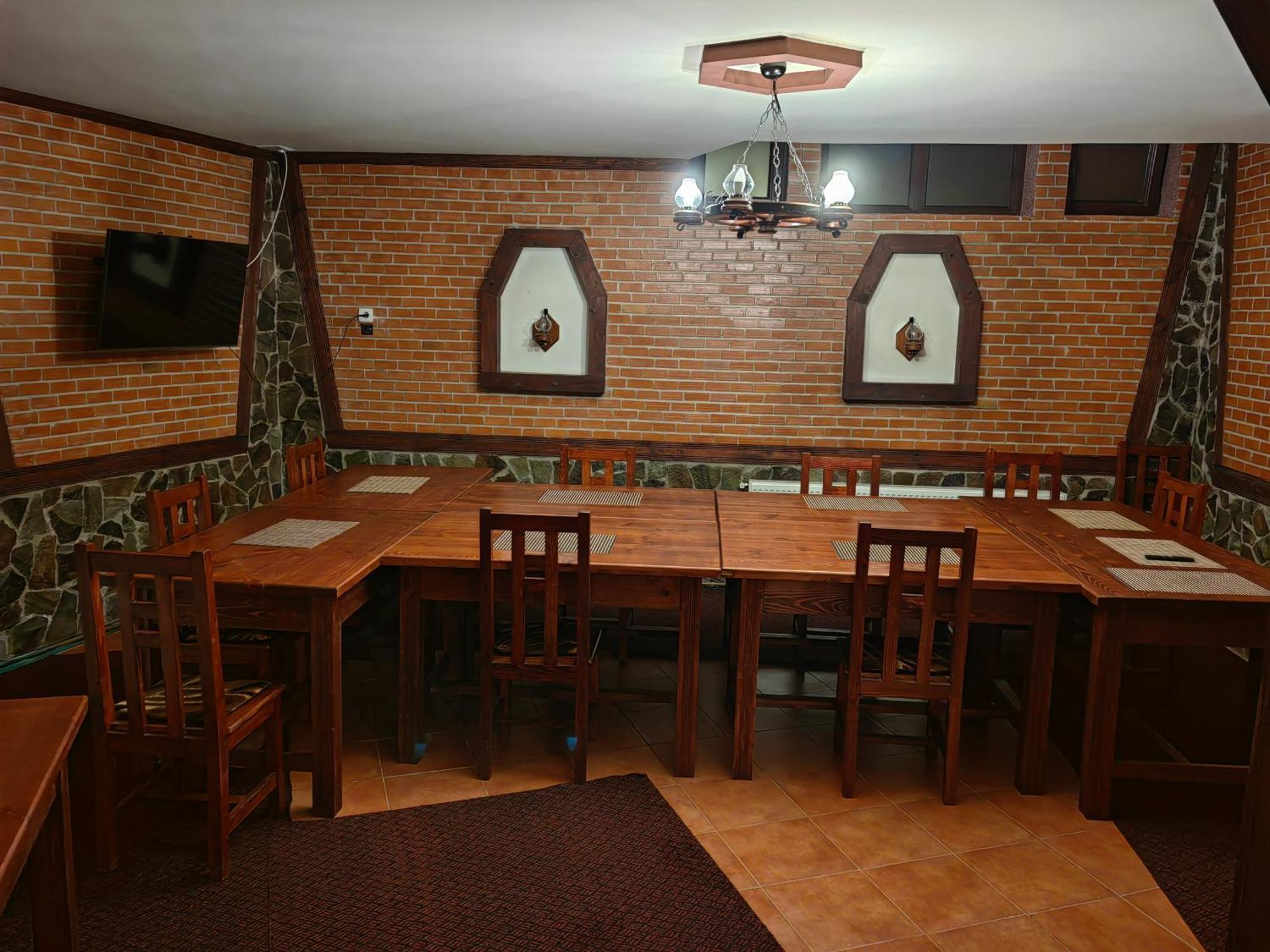 Pensiunea Millenium Sibiu With Parking - Motorcycle Friendly Travel Routes Εξωτερικό φωτογραφία